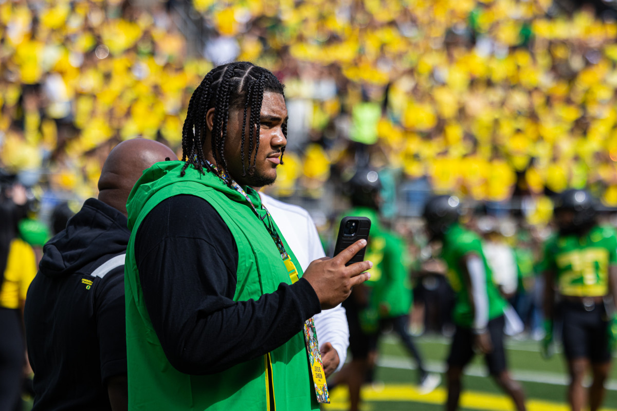 2024 Fairfield (Calif.) Armijo DL Jericho Johnson on his Oregon visit for the Colorado game.